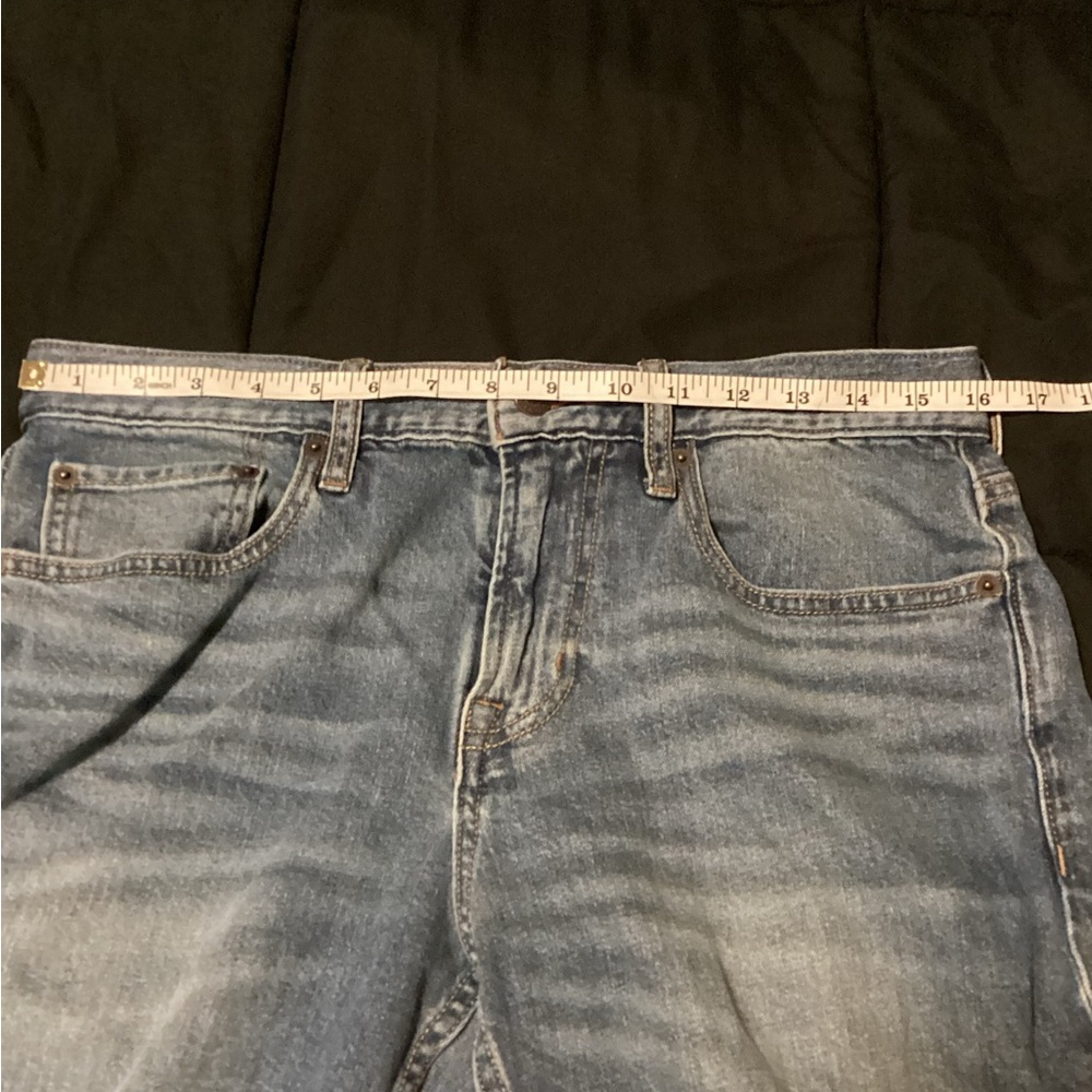 Old Navy Athletic Taper Men’s Jeans - Picture 5 of 5